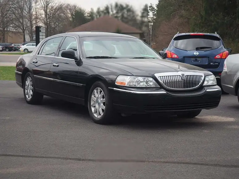 Lincoln Town Car available for rental in Toronto and the GTA